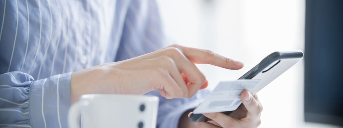 求人サイトで企業と求職者をつなぐイメージ